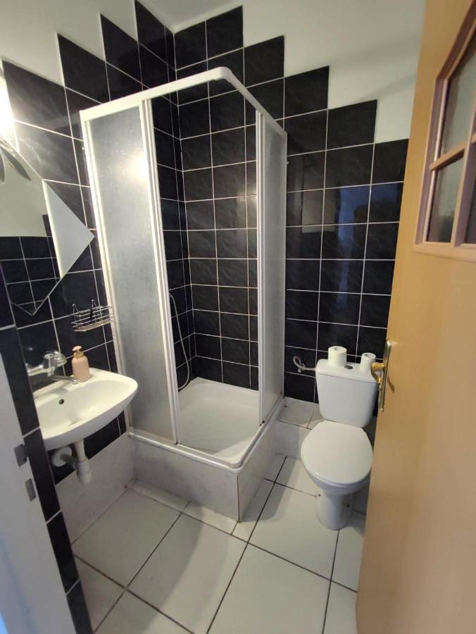 Hotel Stary Ratusz Kostomloty エクステリア 写真